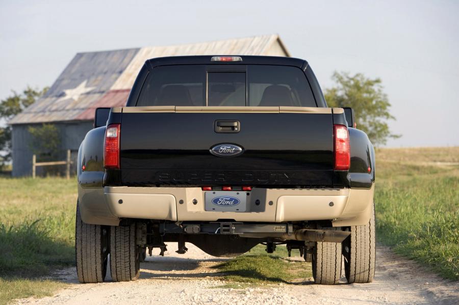  Ford F-450 Super Duty 2008 года  (фото 32 из 85)